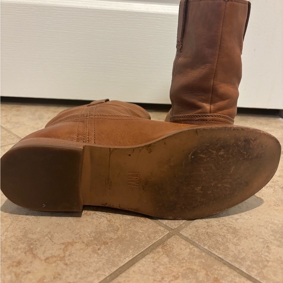 Frye Anna Short Boots - Picture 5 of 6